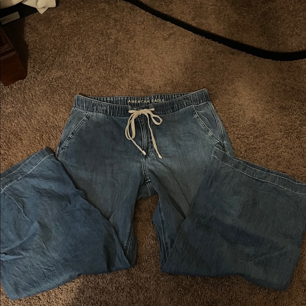 American Eagle Low Rise Ultra Wide Leg drawstring jeans